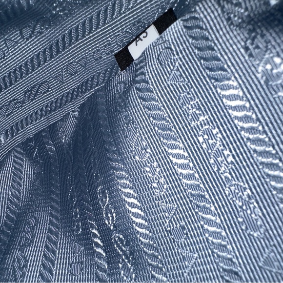 Prada nylon Re-Edition 2000 (astral blue) - Picture 9 of 15